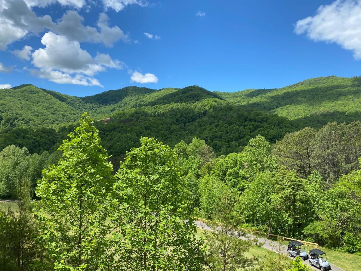 Condo With Stunning Mountain And 6Th Green Views Near Harrahs Cherokee Bryson City Whittier Экстерьер фото