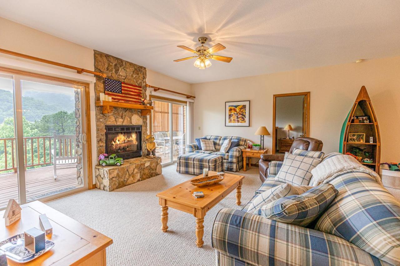 Condo With Stunning Mountain And 6Th Green Views Near Harrahs Cherokee Bryson City Whittier Экстерьер фото